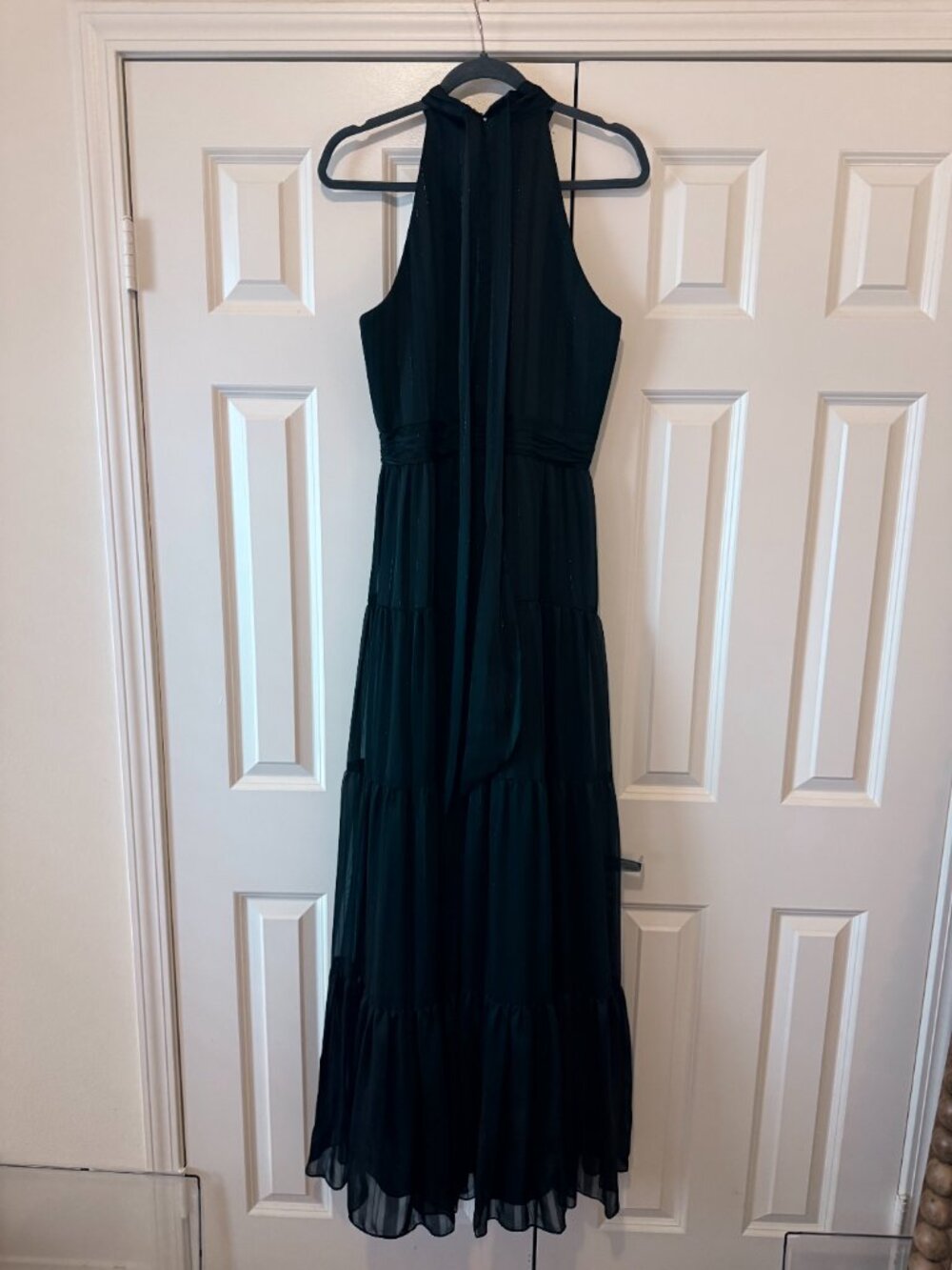 Mac Duggal Black Tiered Chiffon Halter A-Line Gown | Size 10 / L - Picture 4 of 11